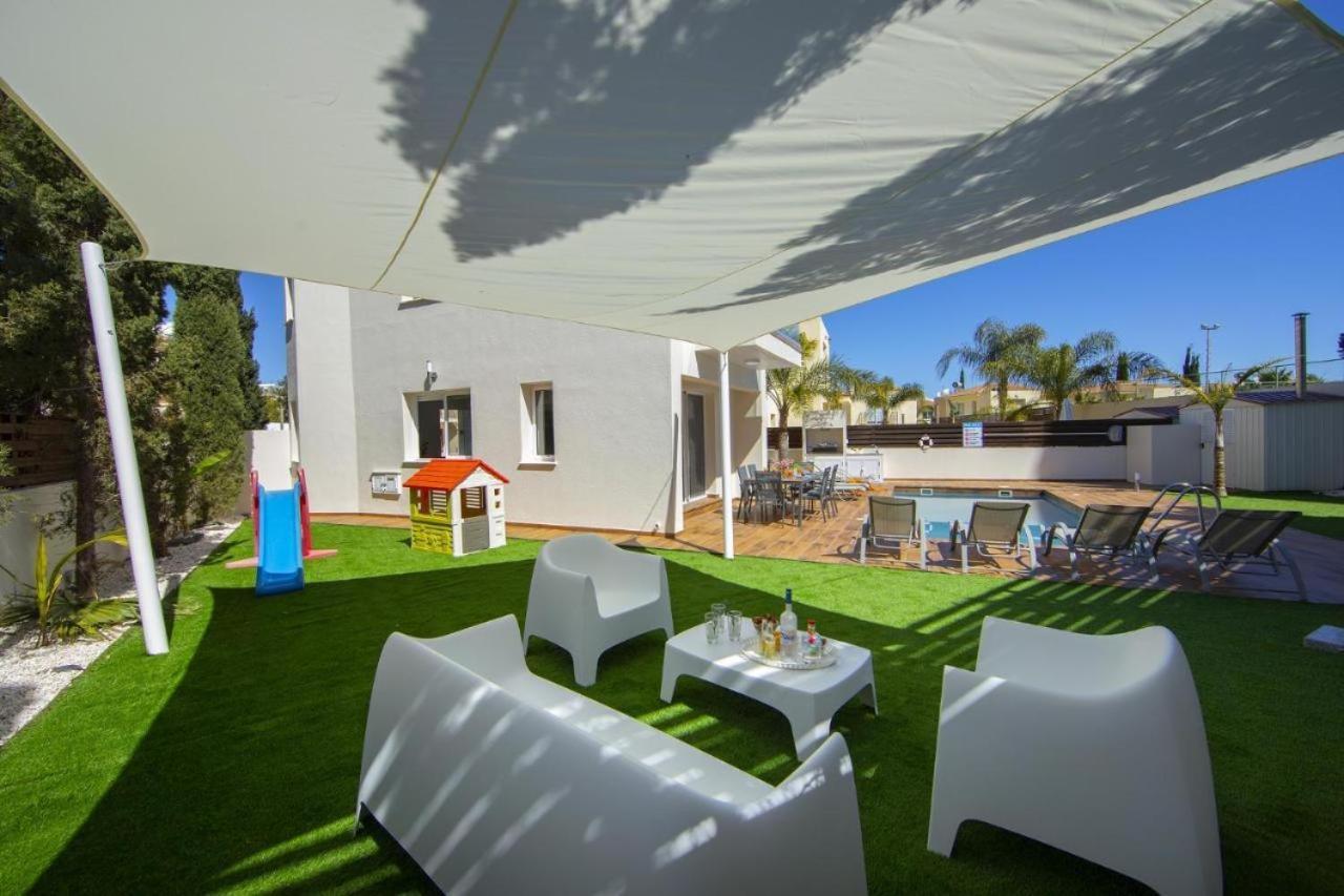 Tsokkos Family Villa - Pool Garden 2' Walk To Beach Protaras Buitenkant foto