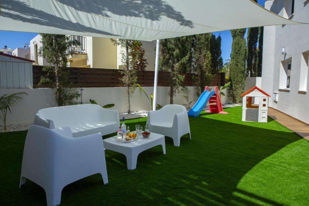 Tsokkos Family Villa - Pool Garden 2' Walk To Beach Protaras Buitenkant foto