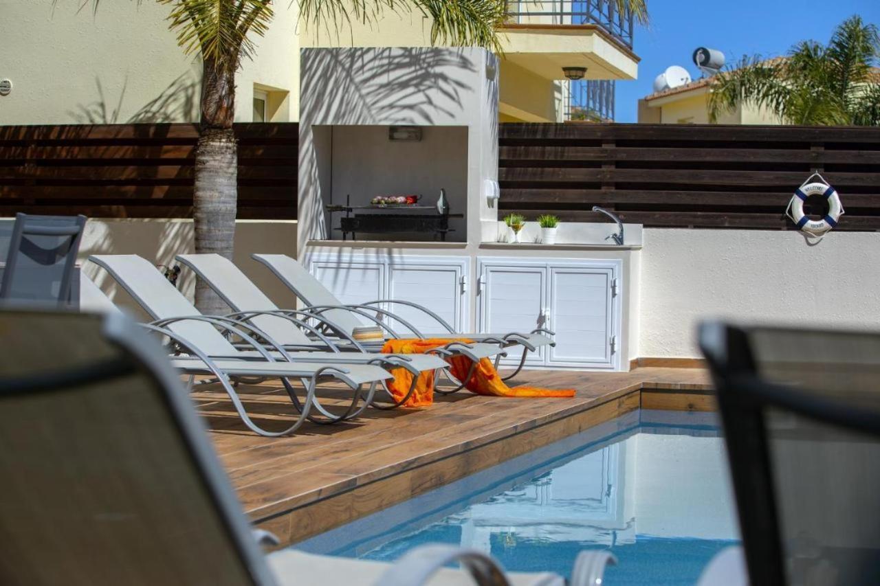 Tsokkos Family Villa - Pool Garden 2' Walk To Beach Protaras Buitenkant foto