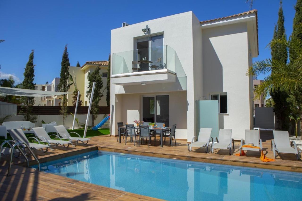 Tsokkos Family Villa - Pool Garden 2' Walk To Beach Protaras Buitenkant foto